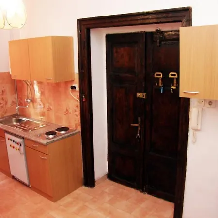 Zlatko Apartment